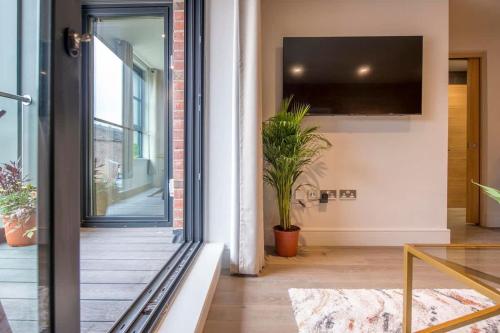 The Quadrant - The Palm Suite photo 18