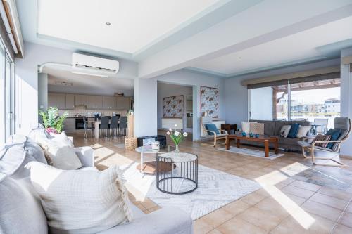 Melograno 2-BR Apt & Terrace in Larnaca