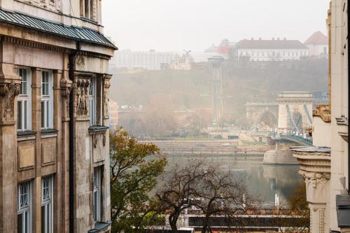 Mamaison Hotel Chain Bridge Budapest — View (from property/room)