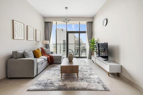Brand New 1BR Amalia Residences with Pool, Gym Access