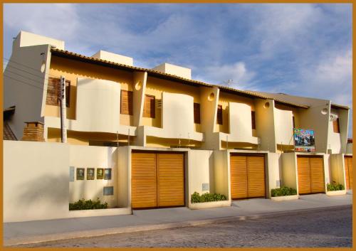 Gallery image of Apartamentos Porto Cal in Barra de São Miguel