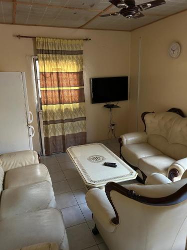 TV i/ili multimedijalni sistem u objektu Room 01