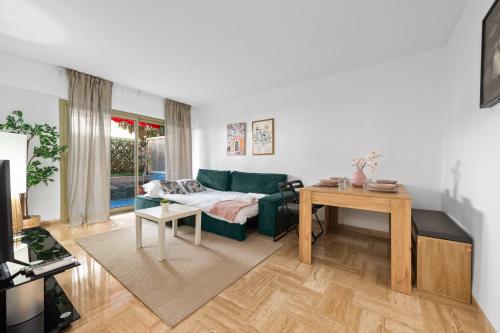 Foto Centre d'Antibes - Joli appartement rénové - EZ 5