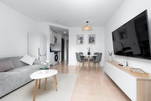 Home2Book Apt with Pool near Beaches in Corralejo