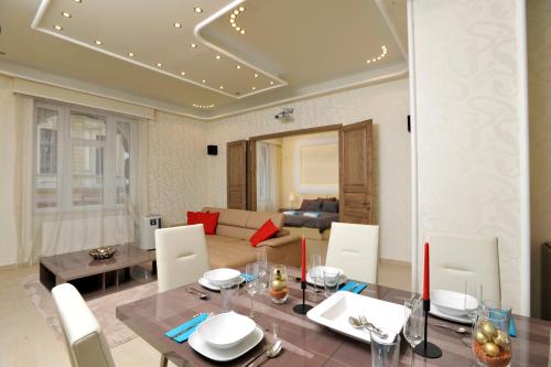 Basilica Grand Luxury in The Historic Center