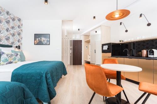 InPoint Urban Studio-Style Comfort near Old Town