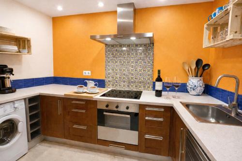 Apto T Patio Sevillano - Garaje privado con carga eléctrica