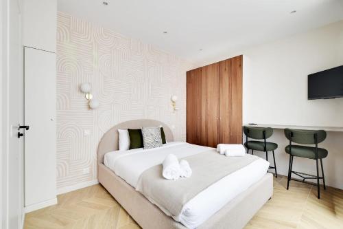 Charming suite near Eiffel Tower - L023