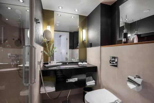 Bany a Hotel Fabian