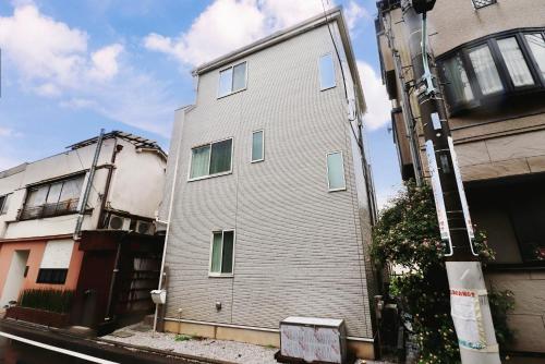 Maneki House