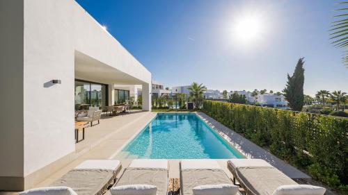 Private Luxury Villa in Marbella with Mountain and Sea Views