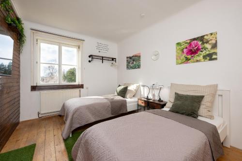 WILSON's Herbgarden Apartment operated by HostGuides
