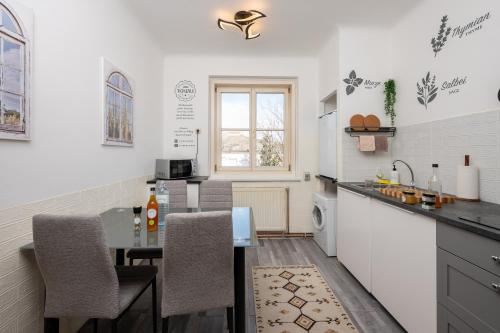 WILSON's Herbgarden Apartment operated by HostGuides