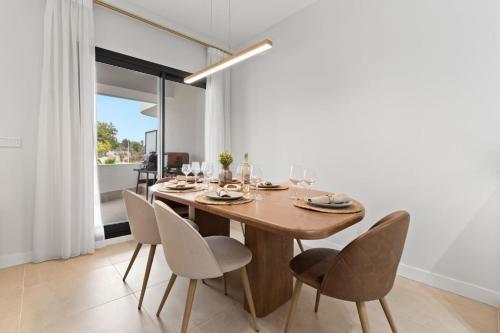Aranya Apt - Pool, Gym and Co-Working Space photo 10