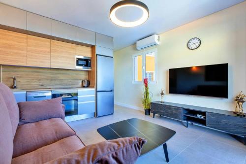 One bedroom ocean view apartment