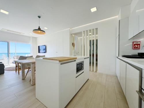 Seafront Apartment in Quarteira