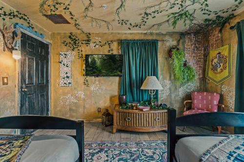 Stay at Hogwarts Harry Potter's Home, Free Parking, Pets Allowed photo 7