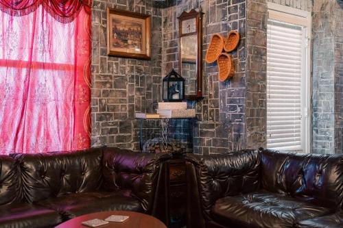 Stay at Hogwarts Harry Potter's Home, Free Parking, Pets Allowed photo 35