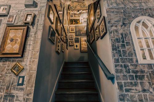 Stay at Hogwarts Harry Potter's Home, Free Parking, Pets Allowed photo 46