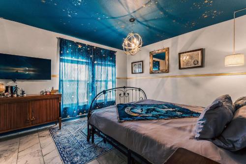 Stay at Hogwarts Harry Potter's Home, Free Parking, Pets Allowed photo 49