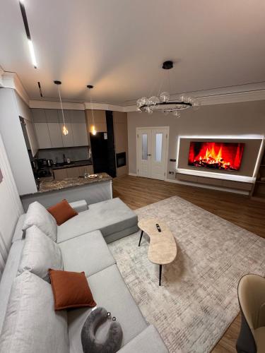 Brand New Stylish Apt in Premium Asanbay District