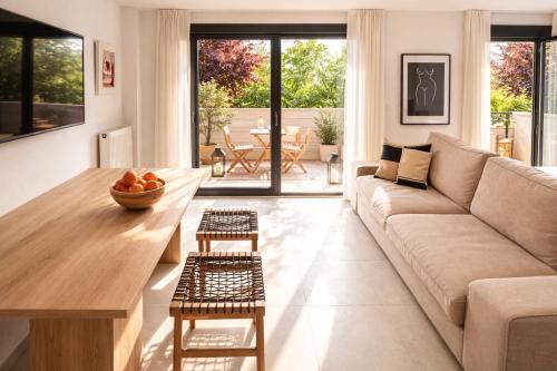 Grand Getaway Suite 300mts from the Beach