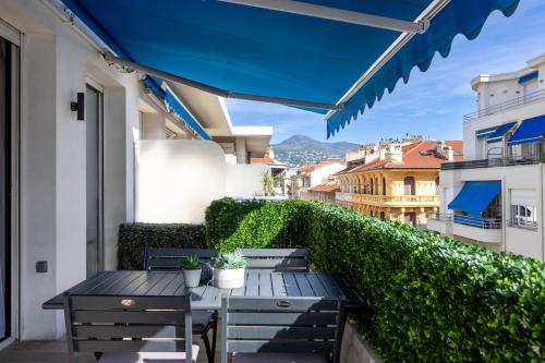Super flat in Carré d'Or - 1 minute from the sea