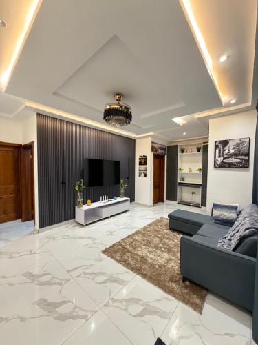 The Ritz Apartments