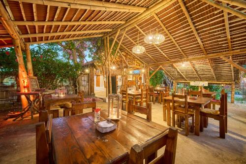 Restaurant o un lloc per menjar a Cabalonga EcoAdventure