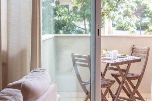 Comfortable & Quiet 3BR near Metro by LovelyStay