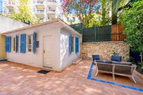 The Apartment with the Garden Studio