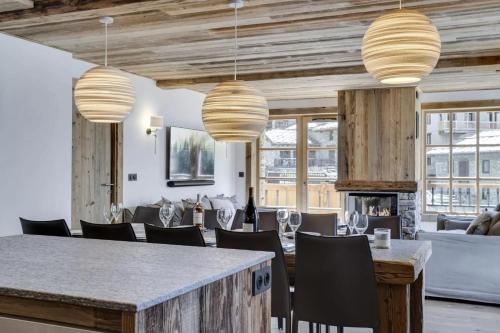 Stunning High-End Apartment with balcons Les Rives de lIsère 3