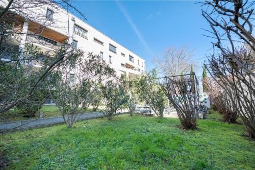 L'Instant Saint Michel - Toulouse Center photo 7