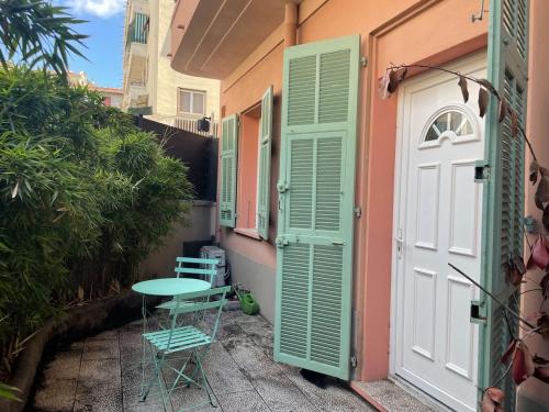 Beautiful studio with terrace - Nice Liberation