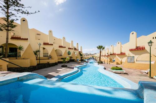 Nice apartment in Mareverde complex