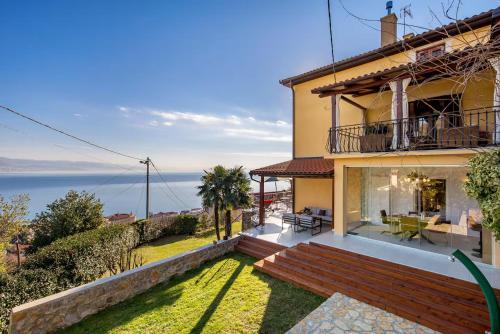 Veranda - Seaview Apartment