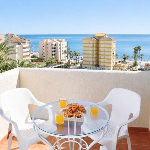 Ocean views and water park in Benal beach