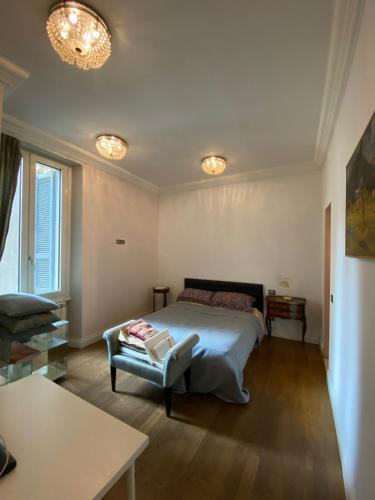 Suite Chandelier - Center Milan