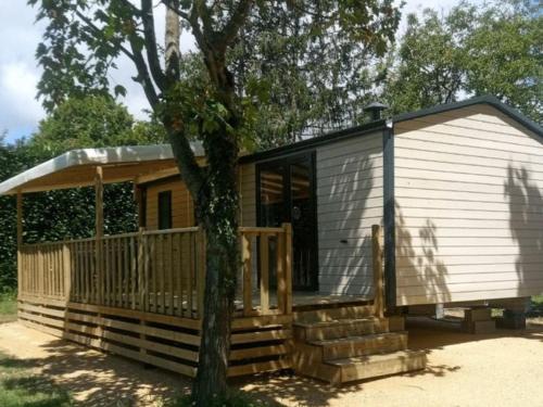 Mobil Home Familial avec Terrasse - 4 Pers. - API-1-52-1731