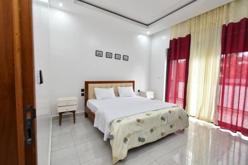 Кровать или кровати в номере CleanCrew House