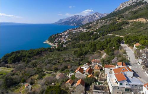 Stunning Apartment In Brela With Wifi