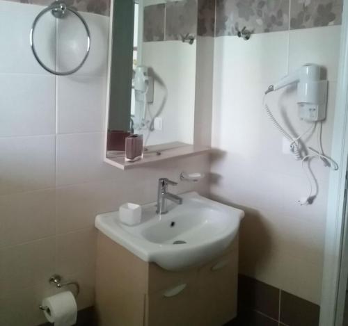 Gallery image of Green View Apartments in Agios Nikitas