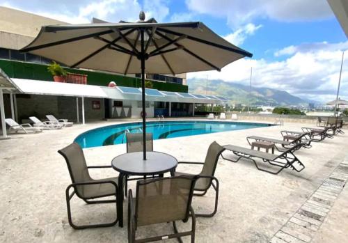Swimmingpoolen hos eller tæt på Vista avila