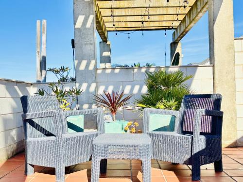 Dúplex cómodo vista mar, aire ac. - pers. - ES-258-189