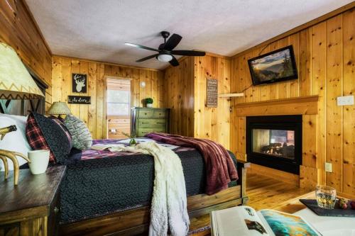 Joy's Retreat Cabin photo 21