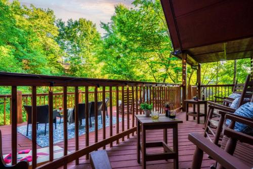 Joy's Retreat Cabin photo 23
