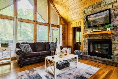 Joy's Retreat Cabin photo 44