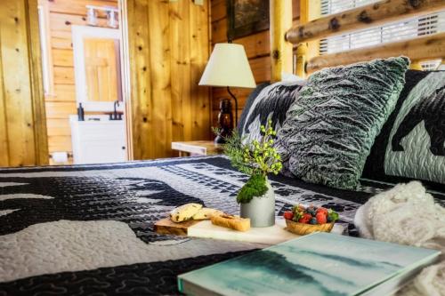 Joy's Retreat Cabin photo 41