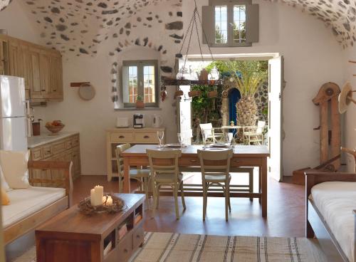 Foto AFOURA HOUSES by K&K 5