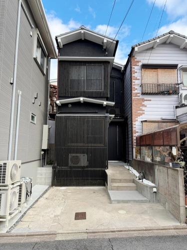最大8名 露天風呂付き京町家 伏見 桃山 家族 グループ向け一棟貸し 衣千花 Ichika